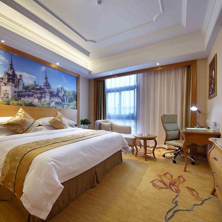 Vienna International Hotel Shanghai Baoshan Pangu Road エクステリア 写真