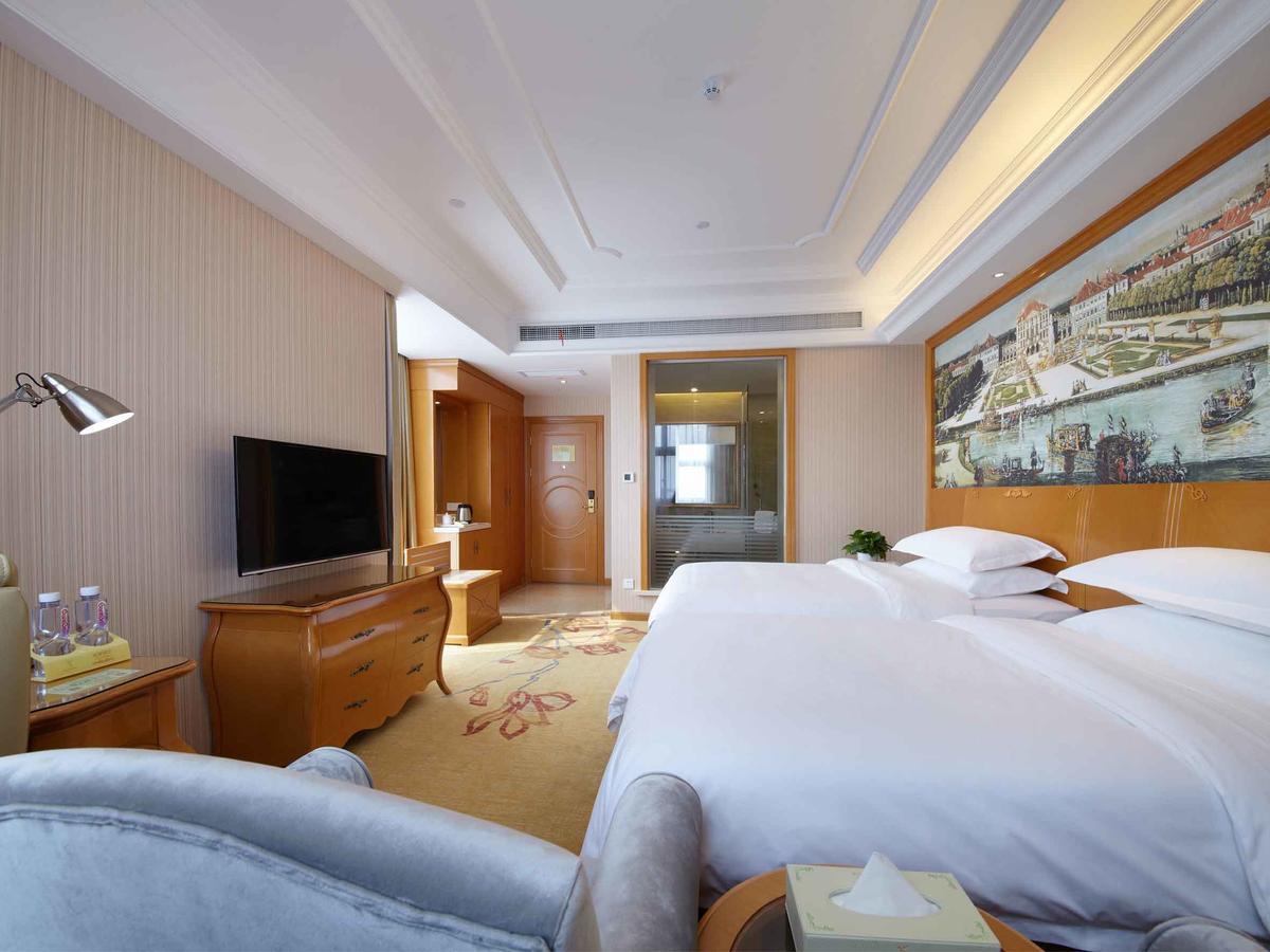 Vienna International Hotel Shanghai Baoshan Pangu Road エクステリア 写真