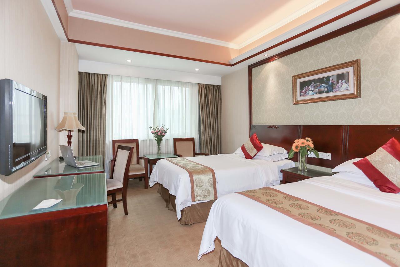 Vienna International Hotel Shanghai Baoshan Pangu Road エクステリア 写真