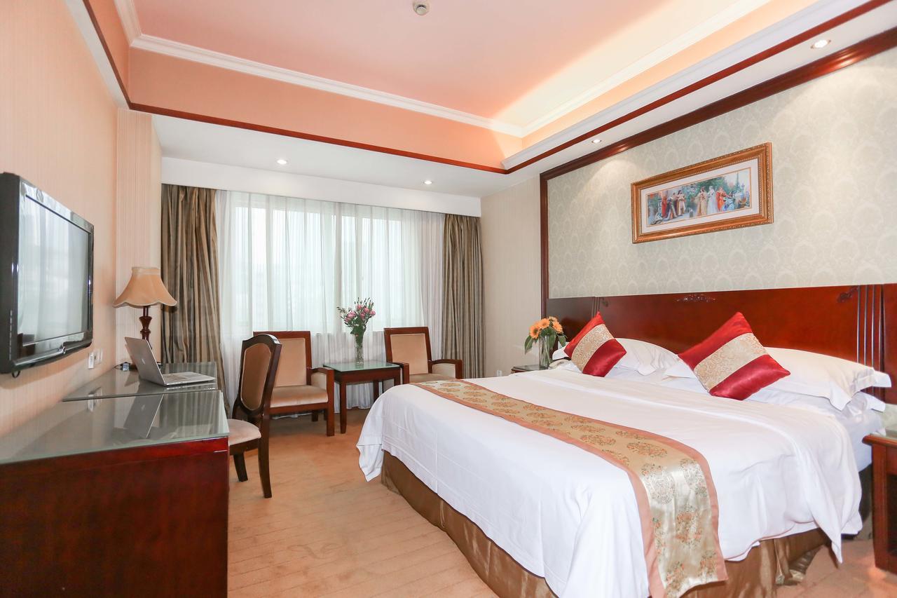 Vienna International Hotel Shanghai Baoshan Pangu Road エクステリア 写真