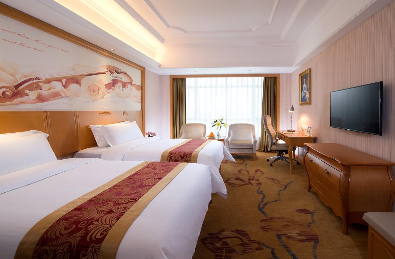 Vienna International Hotel Shanghai Baoshan Pangu Road エクステリア 写真