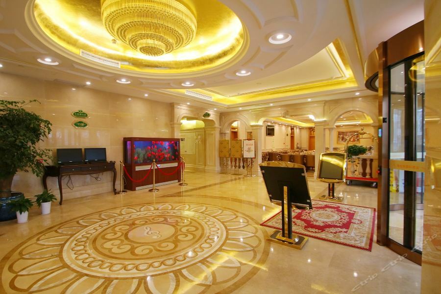Vienna International Hotel Shanghai Baoshan Pangu Road エクステリア 写真